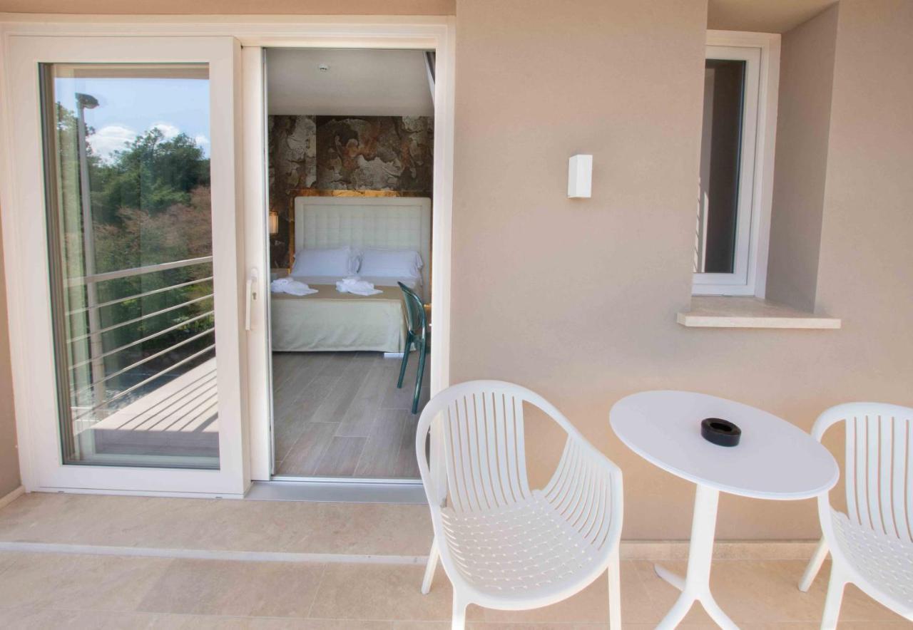 Hotel Boutique Carolina Marina di Castagneto Carducci Kültér fotó