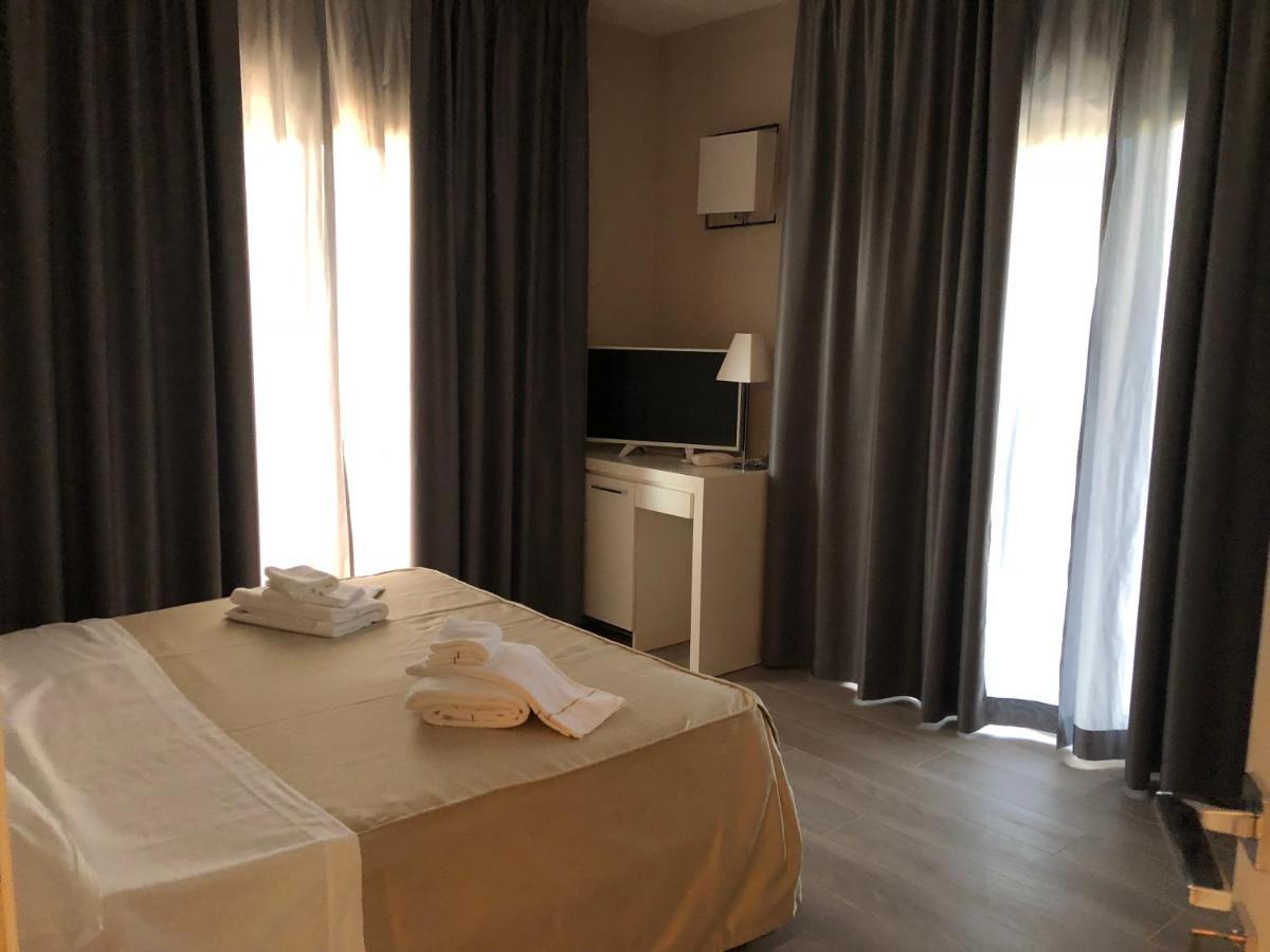 Hotel Boutique Carolina Marina di Castagneto Carducci Kültér fotó